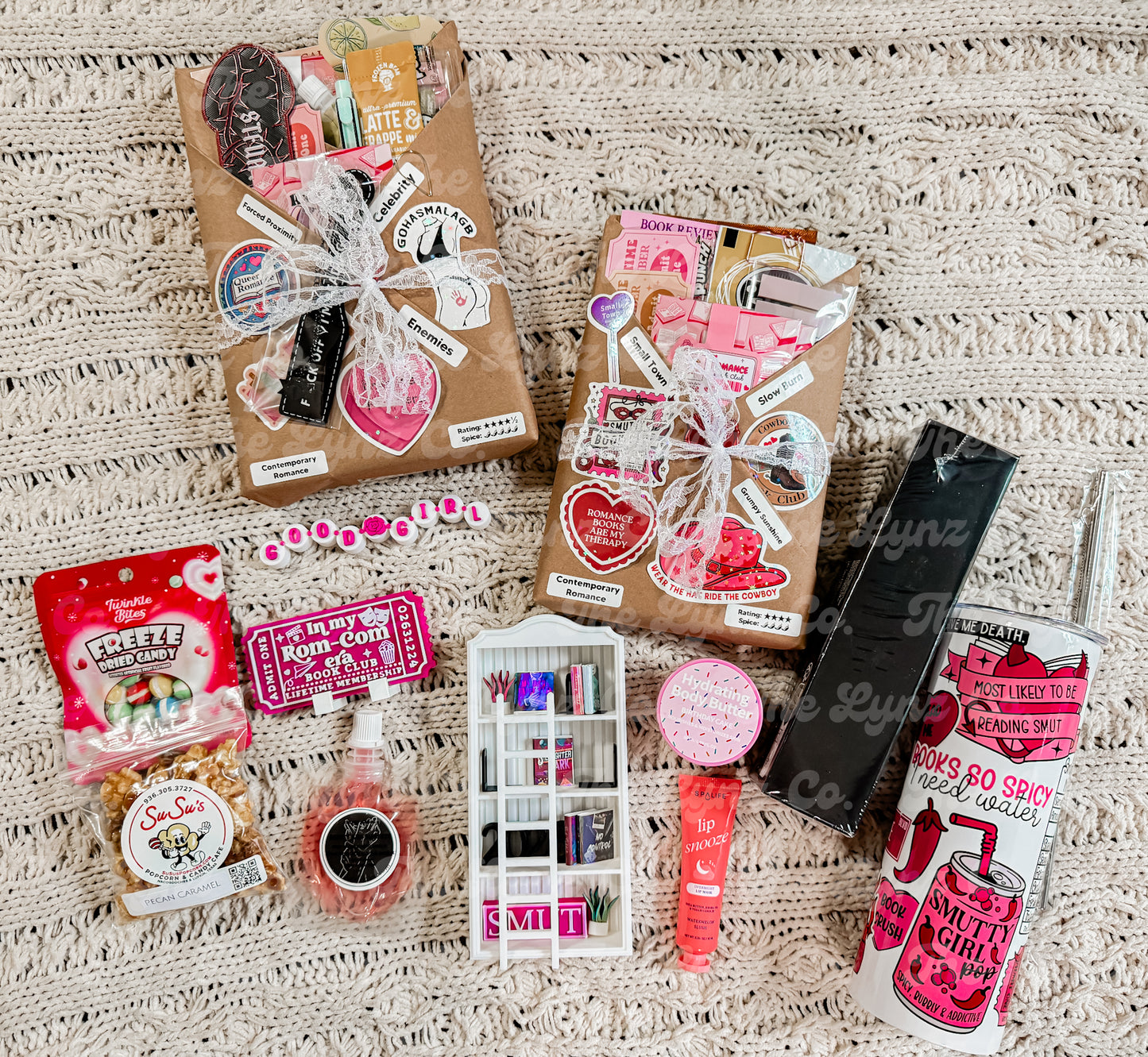 MTO The Bookish Babe Box: Adults 🌶️
